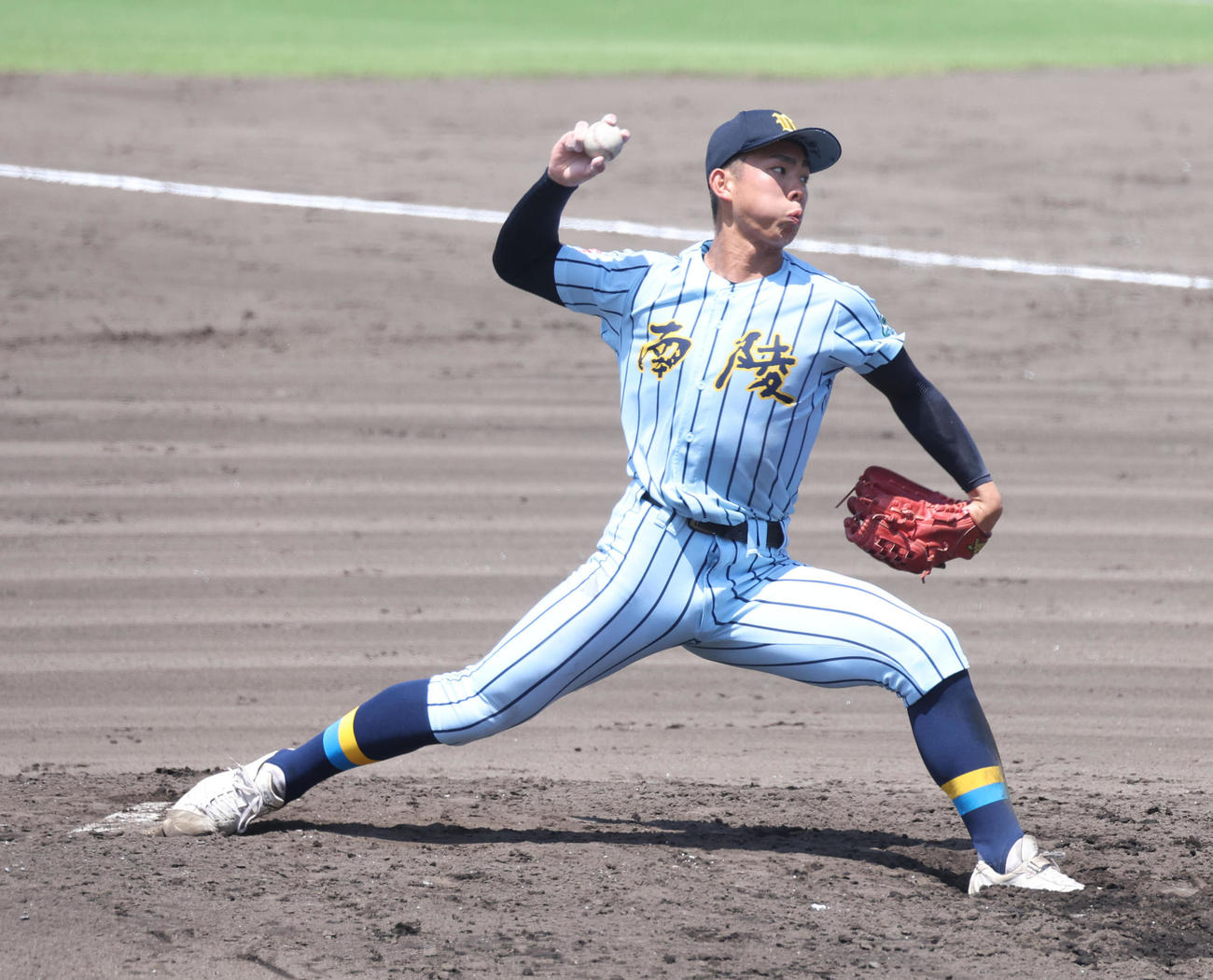 紀北農芸対和歌山南陵　紀北農芸戦に先発する和歌山南陵・松下（撮影・白石智彦）