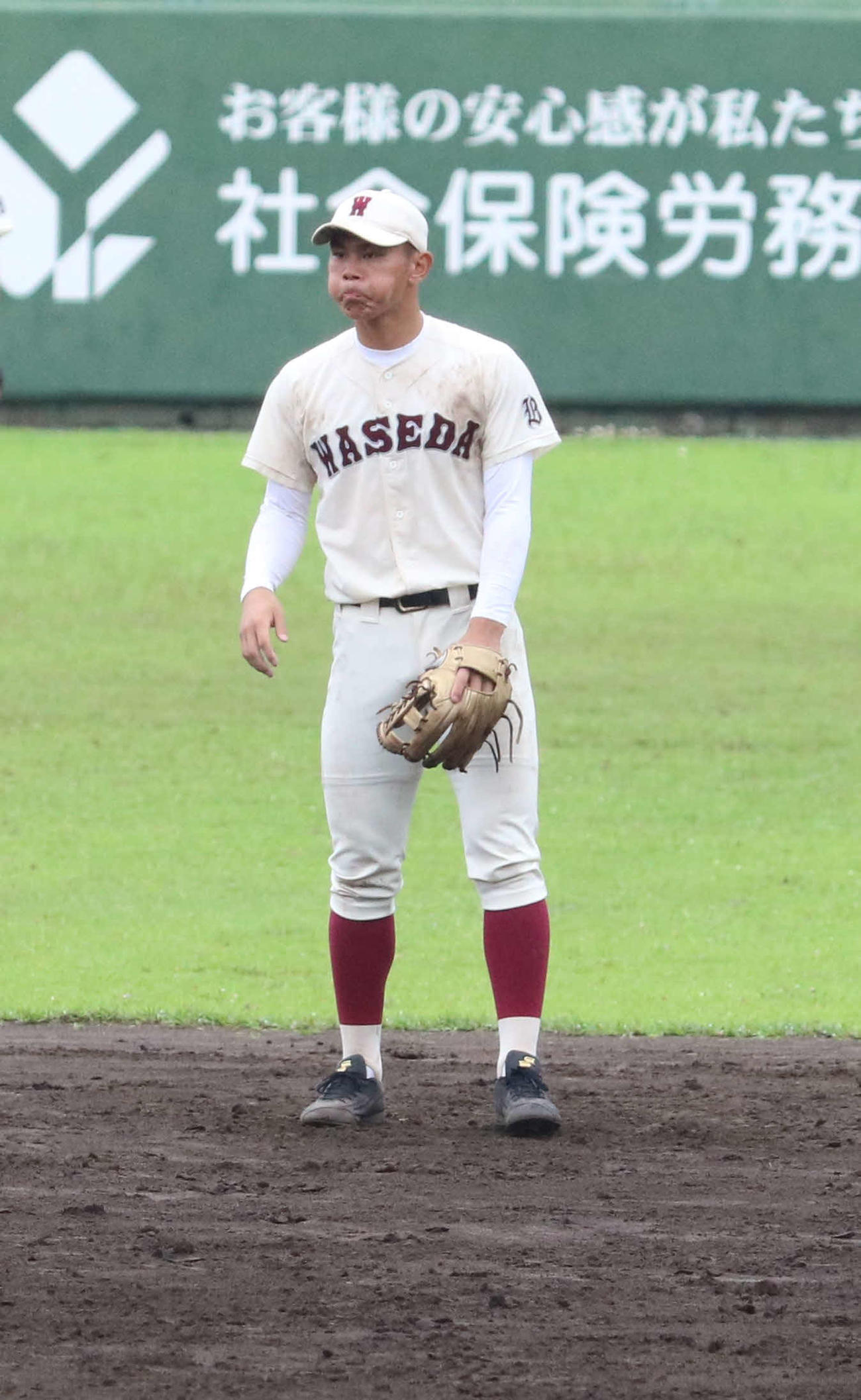 早実対明大八王子　遊撃の守備に就く早実・宇野（撮影・水谷京裕）