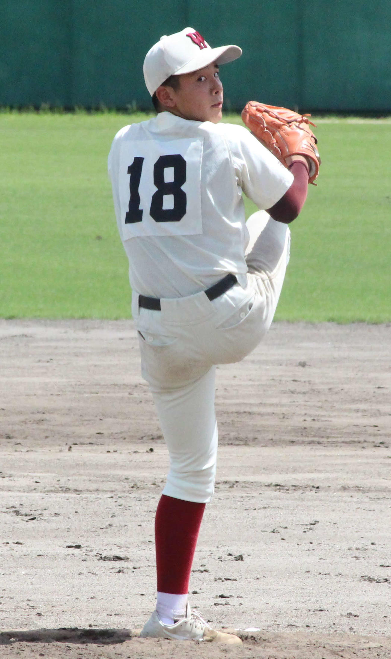 福岡大若葉隊東筑　初8強に導いた福岡大若葉・川村（撮影・菊川光一）