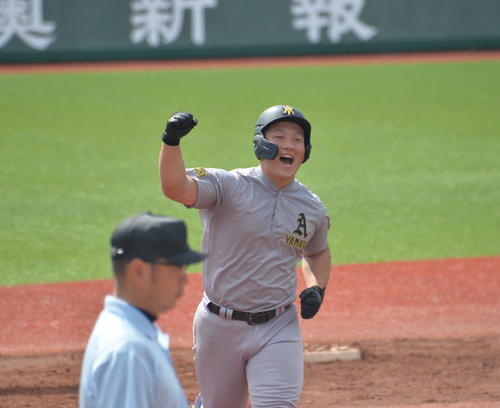 青森山田4番原田純希が人生2度目2打席連発 5回終え八戸学院光星