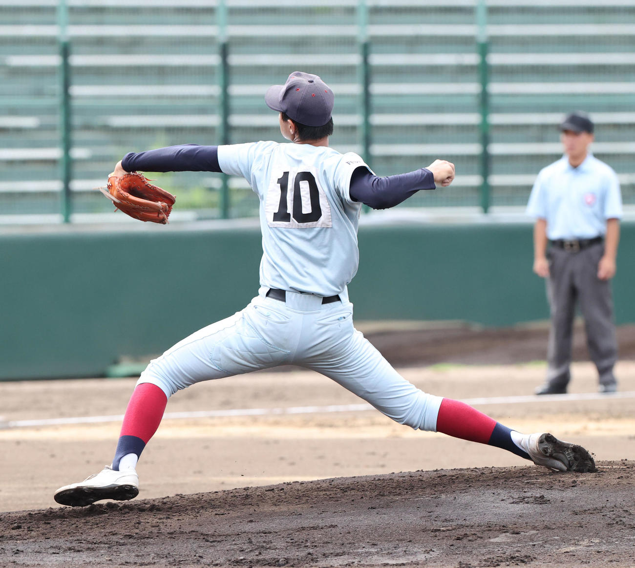 九州国際大付対近大福岡　先発した近大福岡・田辺（撮影・梅根麻紀）