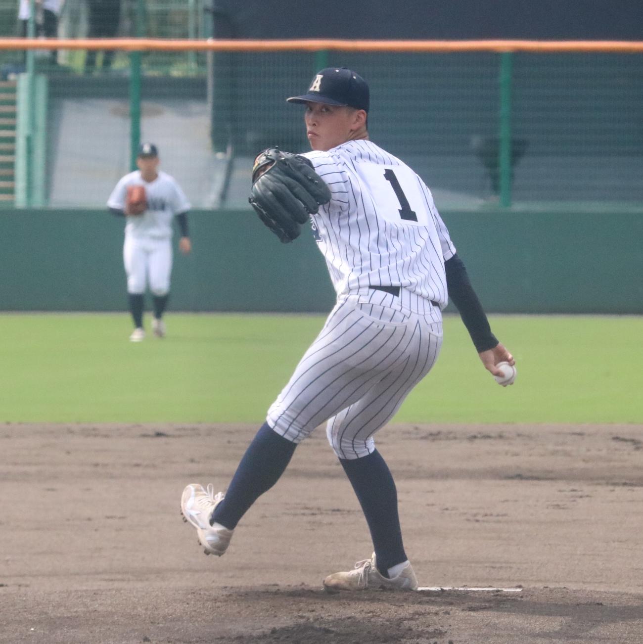 阿南光先発の吉岡（撮影・林亮佑）