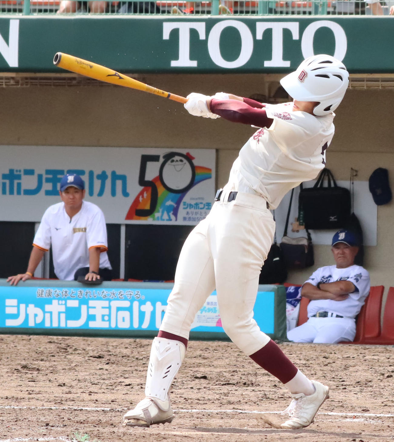 福岡大大濠対飯塚　4回表福岡大濠無死、柴田は同点の右越え本塁打を放つ（撮影・鬼束羽瑠菜）