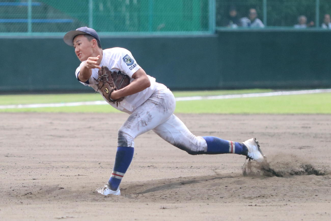 履正社対四條畷　履正社先発の辻（撮影・塚本光）