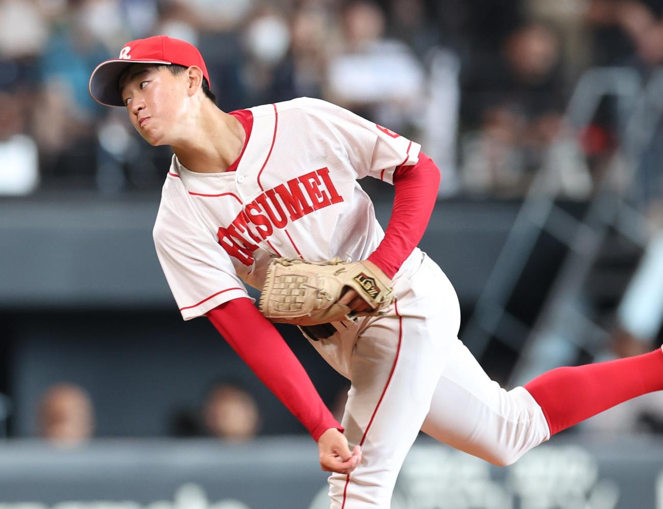 立命館慶祥対札幌日大　2回途中から2番手で登板の立命館慶祥・久松（撮影・黒川智章）