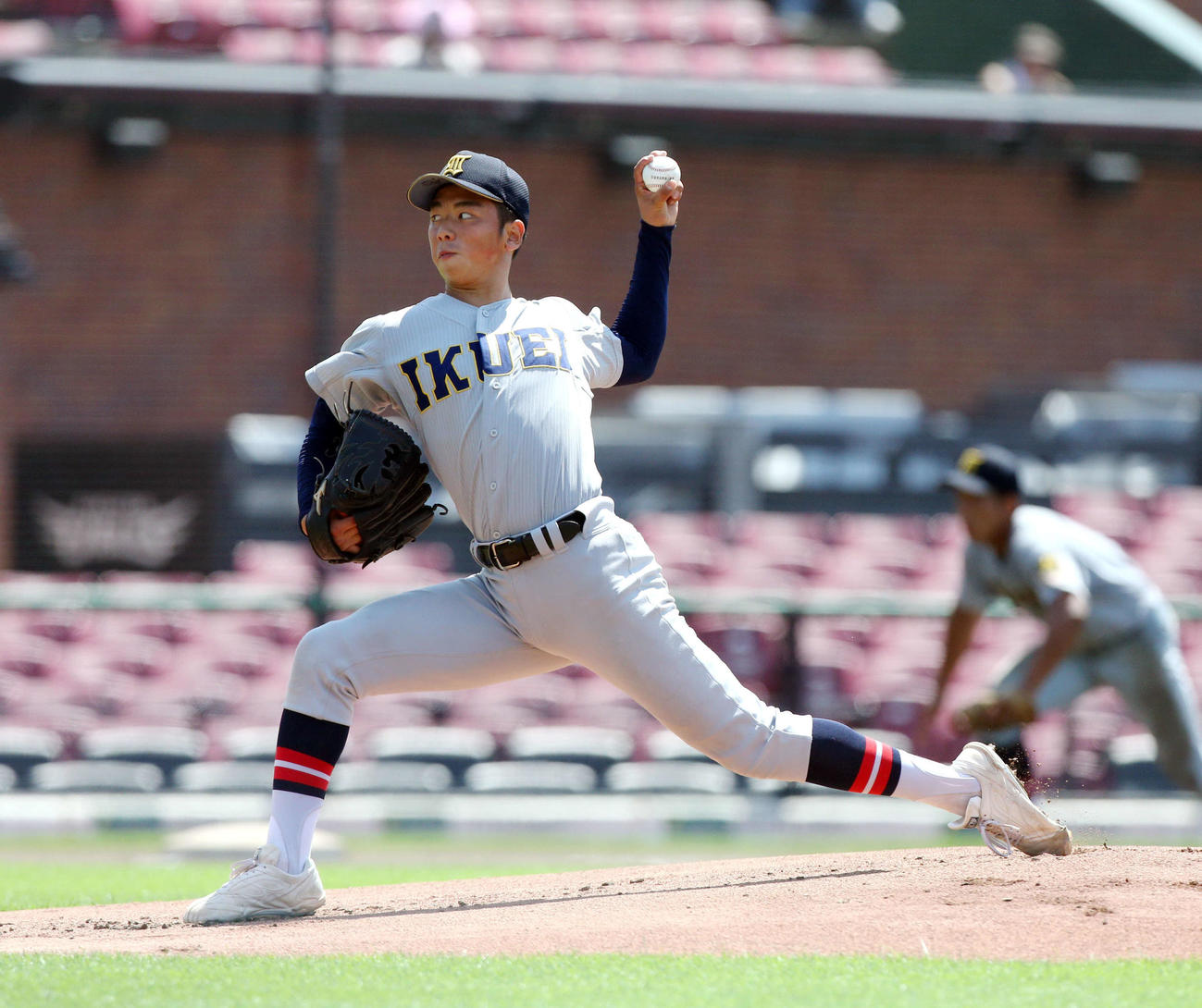 古川学園対仙台育英　先発した仙台育英・武藤（撮影・木村有優）