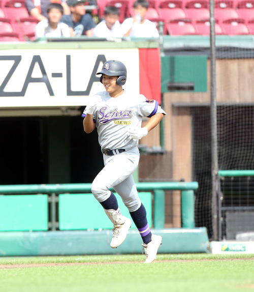 聖和学園2年ぶり決勝進出 4番佐藤煌馬が4打点「浅村選手みたいな