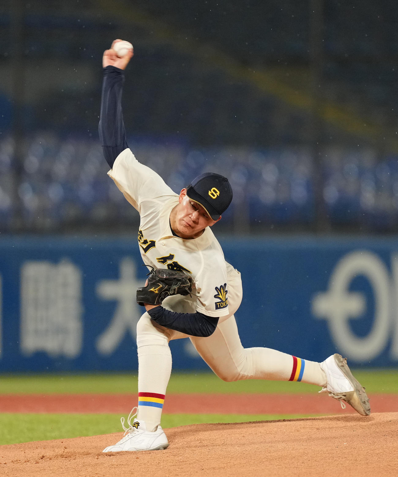早大学院対創価　創価先発の土居（撮影・菅敏）
