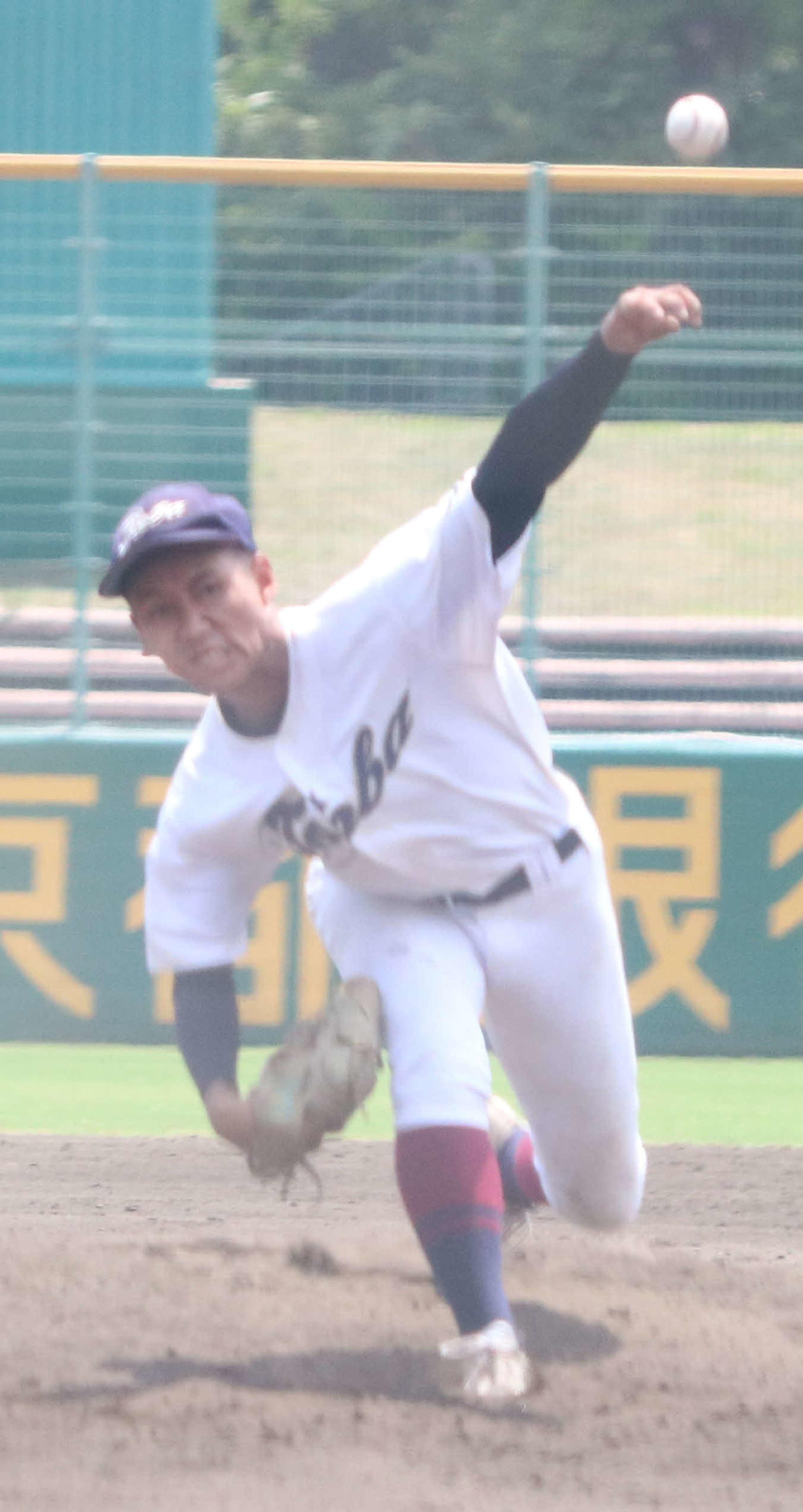 洛星対鳥羽　鳥羽先発の大西（撮影・塚本光）