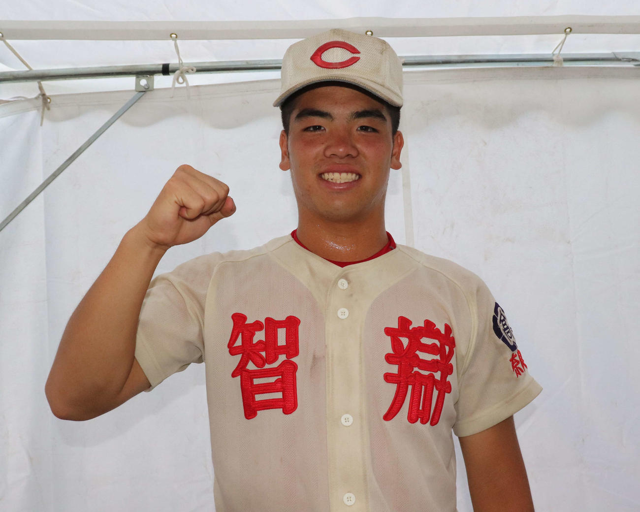 智弁学園・背番号12の山崎（撮影・中島麗）