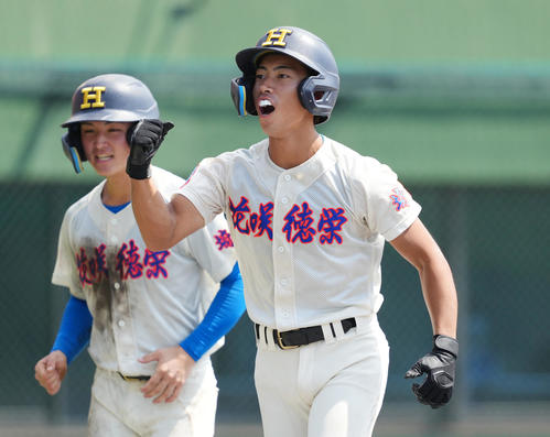 優勝候補の花咲徳栄に暗雲…あと1死でコールド勝ちから7失点 1点