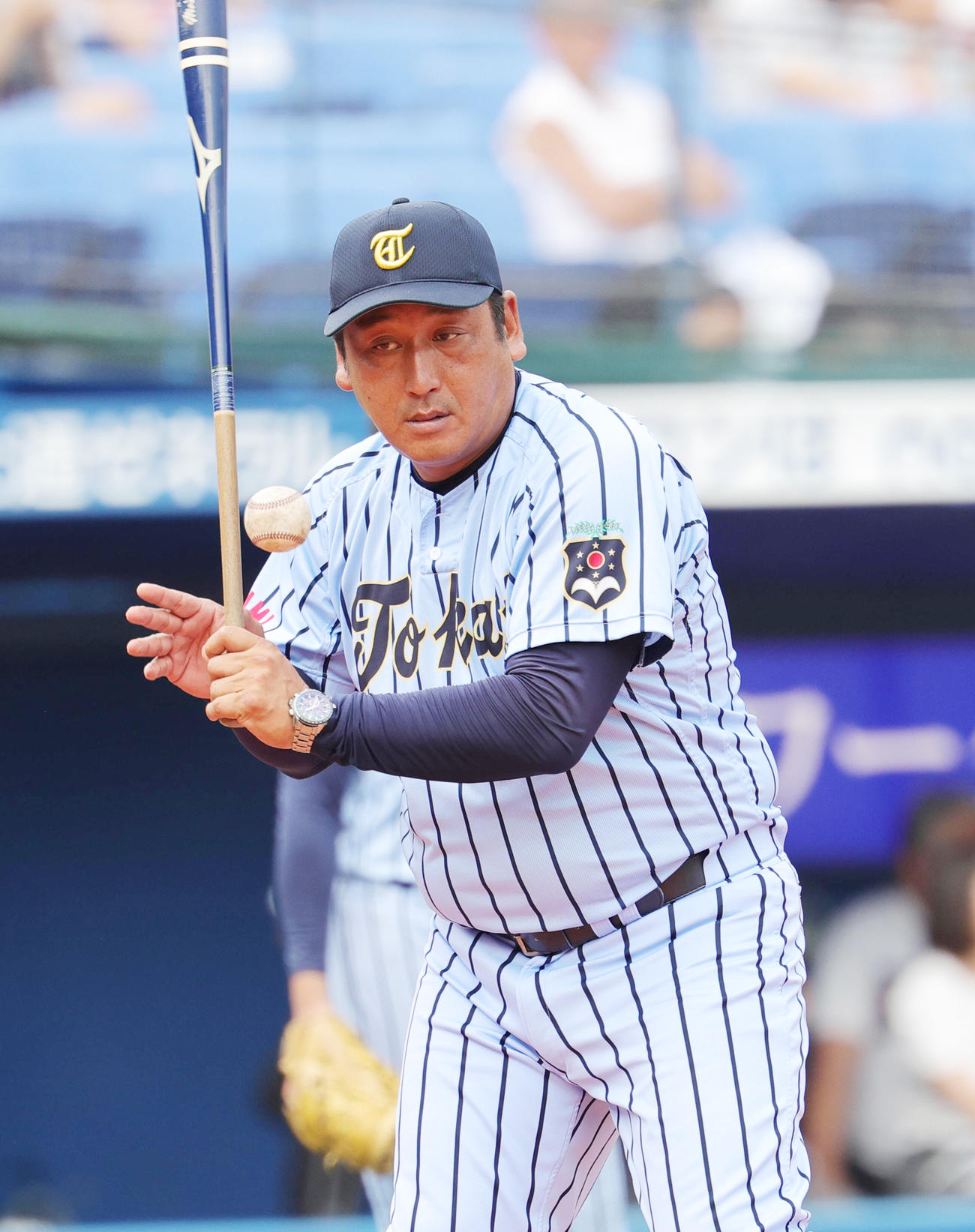 横浜対東海大相模　シートノックを行う東海大相模・原監督（撮影・野上伸悟）