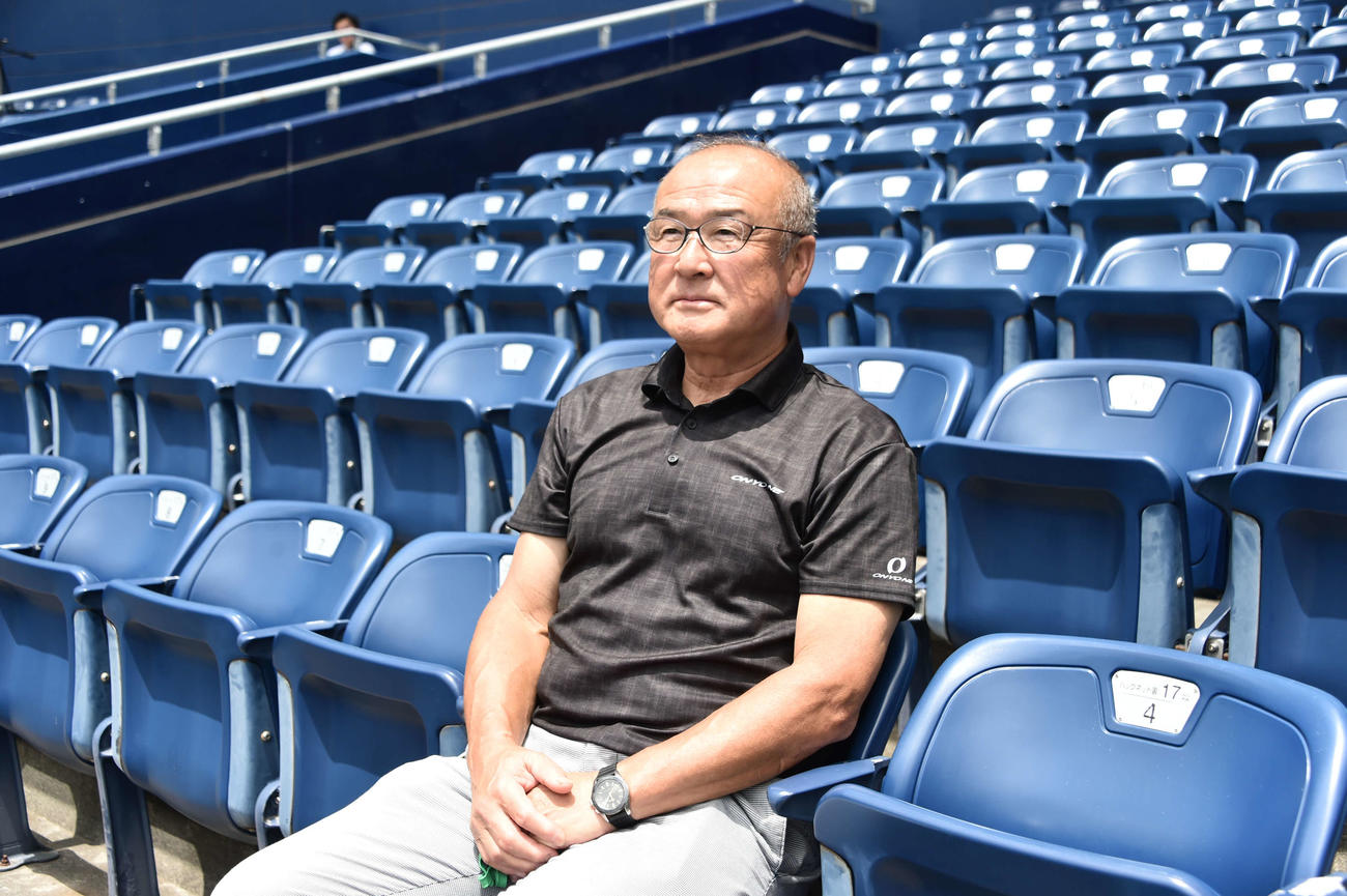 コラムが好評の佐藤氏。今年も新潟大会に視線を送る