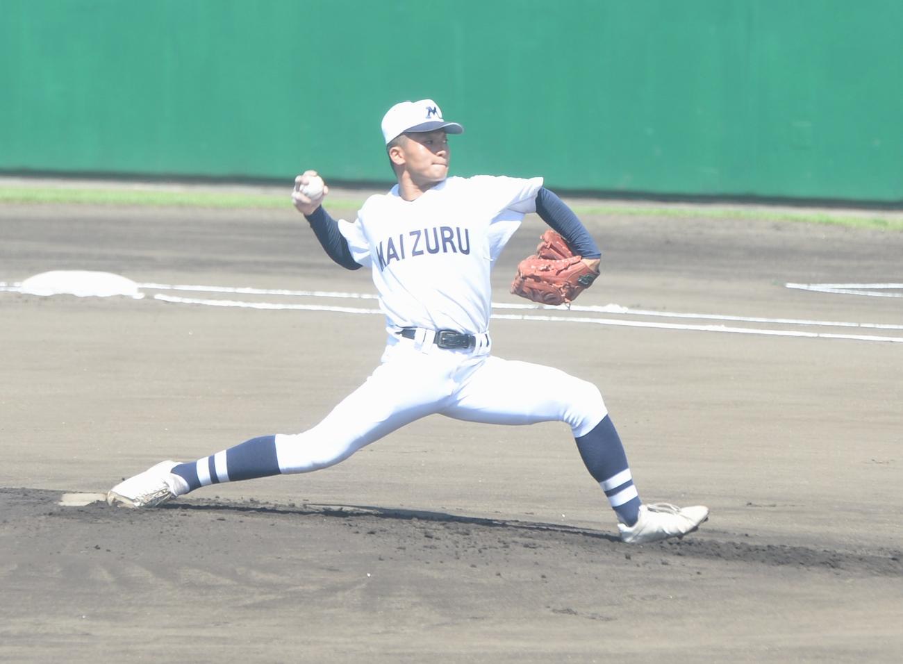 明豊対大分舞鶴　先発した大分舞鶴・秋田（撮影・佐藤究）