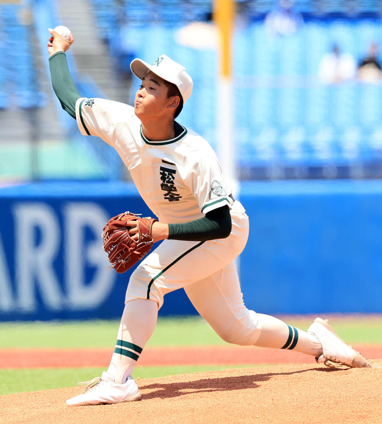 関東第一対二松学舎大付　二松学舎大付先発の河内（撮影・浅見桂子）