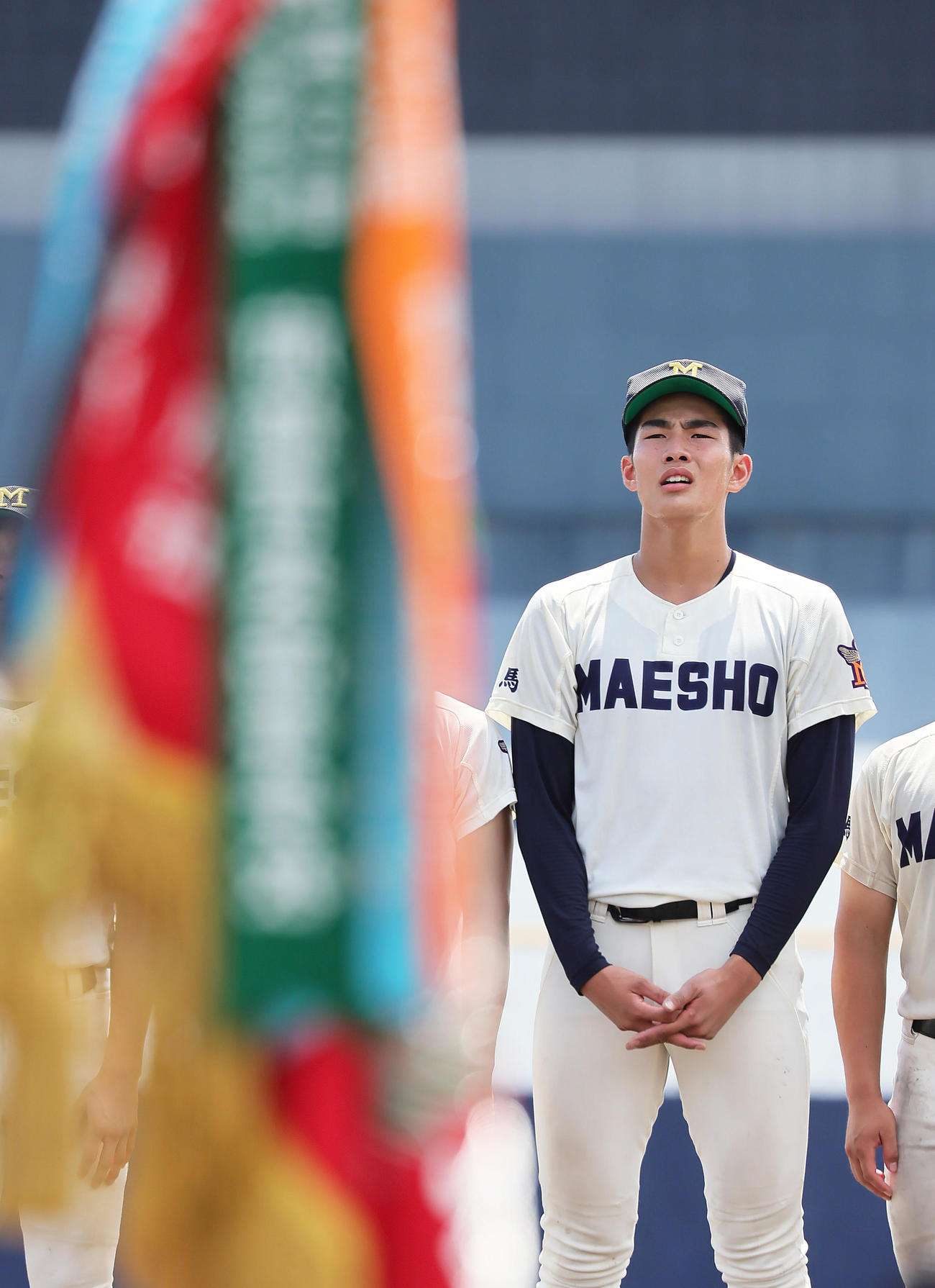 前橋商対健大高崎　優勝旗を前に涙する前橋商・清水（撮影・足立雅史）