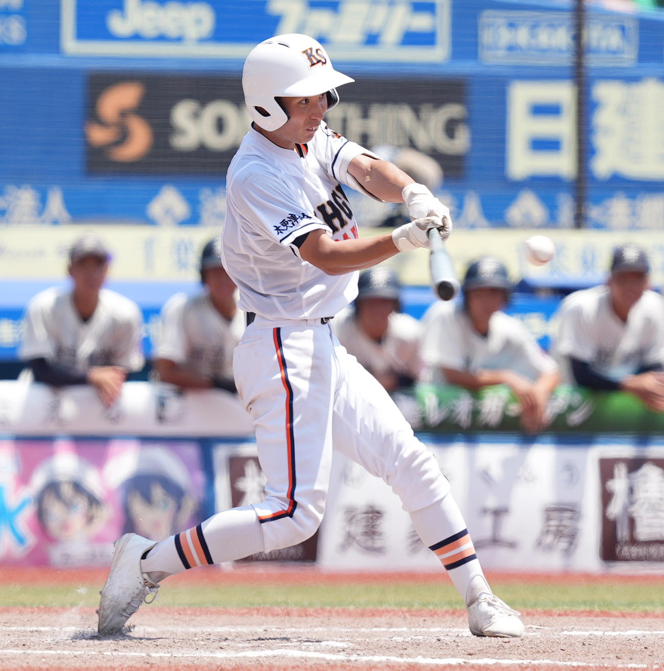 市船橋対木更津総合　7回裏木更津総合無死、左二塁打を放つ和田（撮影・菅敏）
