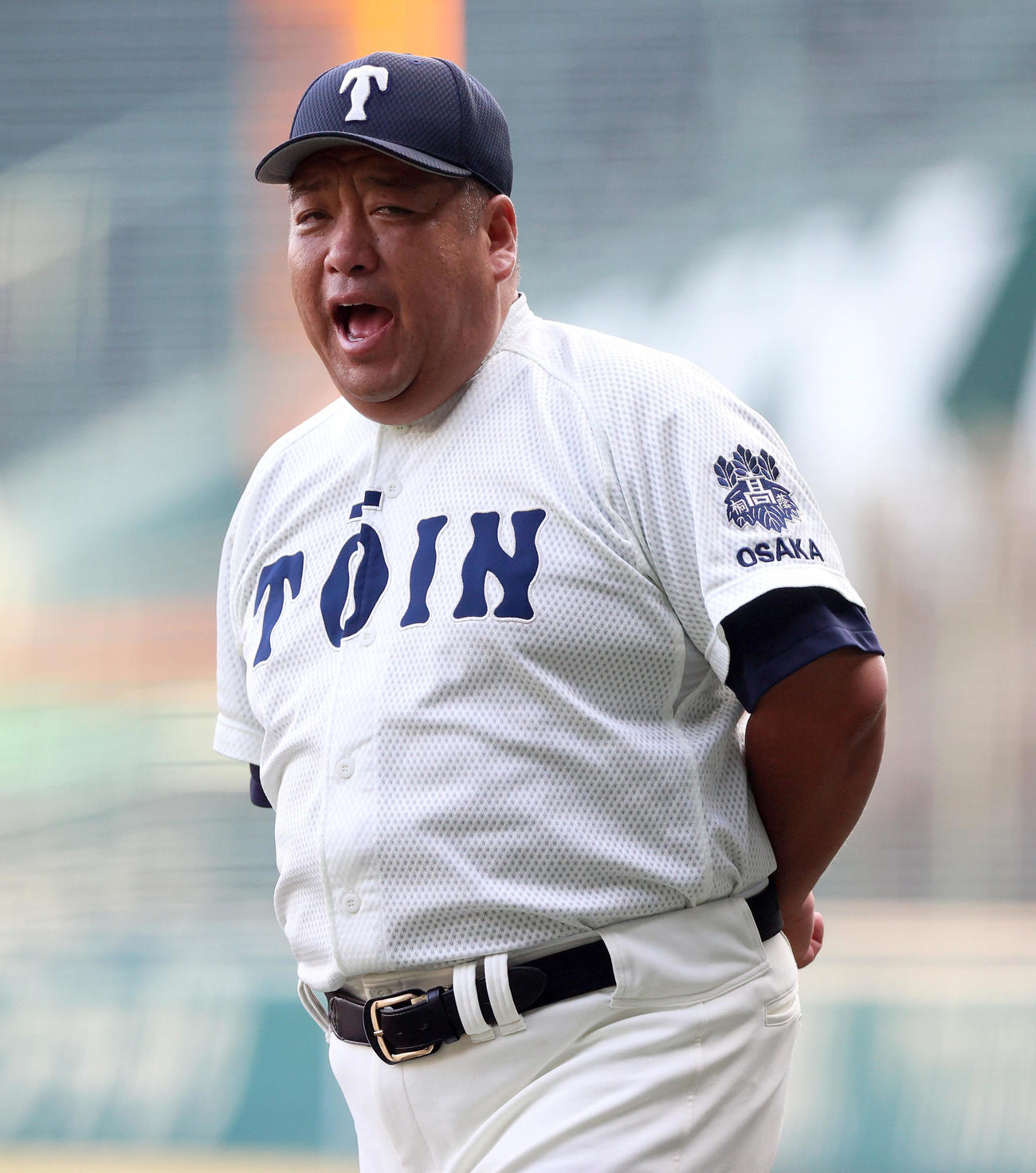 甲子園練習で声を出す大阪桐蔭・西谷監督（撮影・上山淳一）