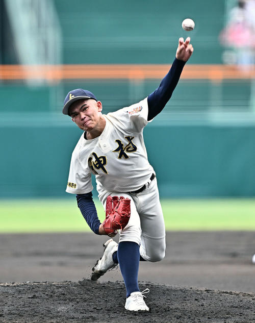 木更津総合対神村学園　神村学園先発の今村（撮影・滝沢徹郎）