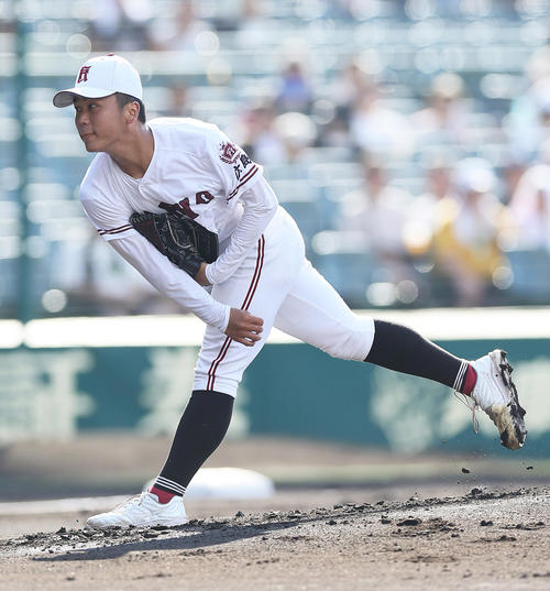 広陵対熊本工 広陵先発の高尾(撮影・足立雅史)
