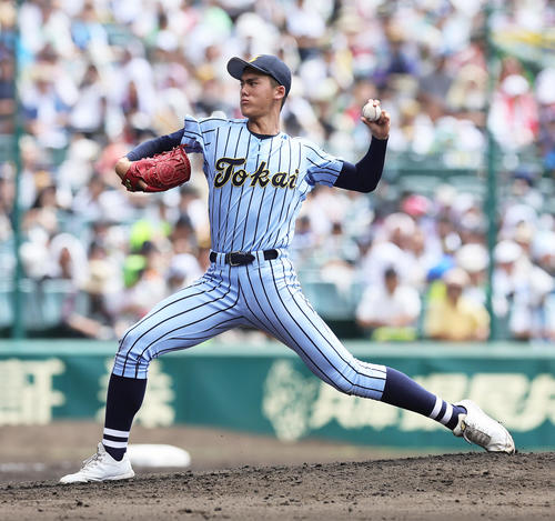 東海大相模対富山商 東海大相模先発の藤田(撮影・足立雅史)
