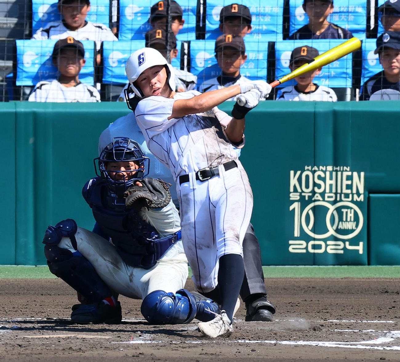 新潟産大付対花咲徳栄　7回表新潟産大付2死三塁、多田は左適時打を放ち勝ち越しに成功（撮影・加藤哉）
