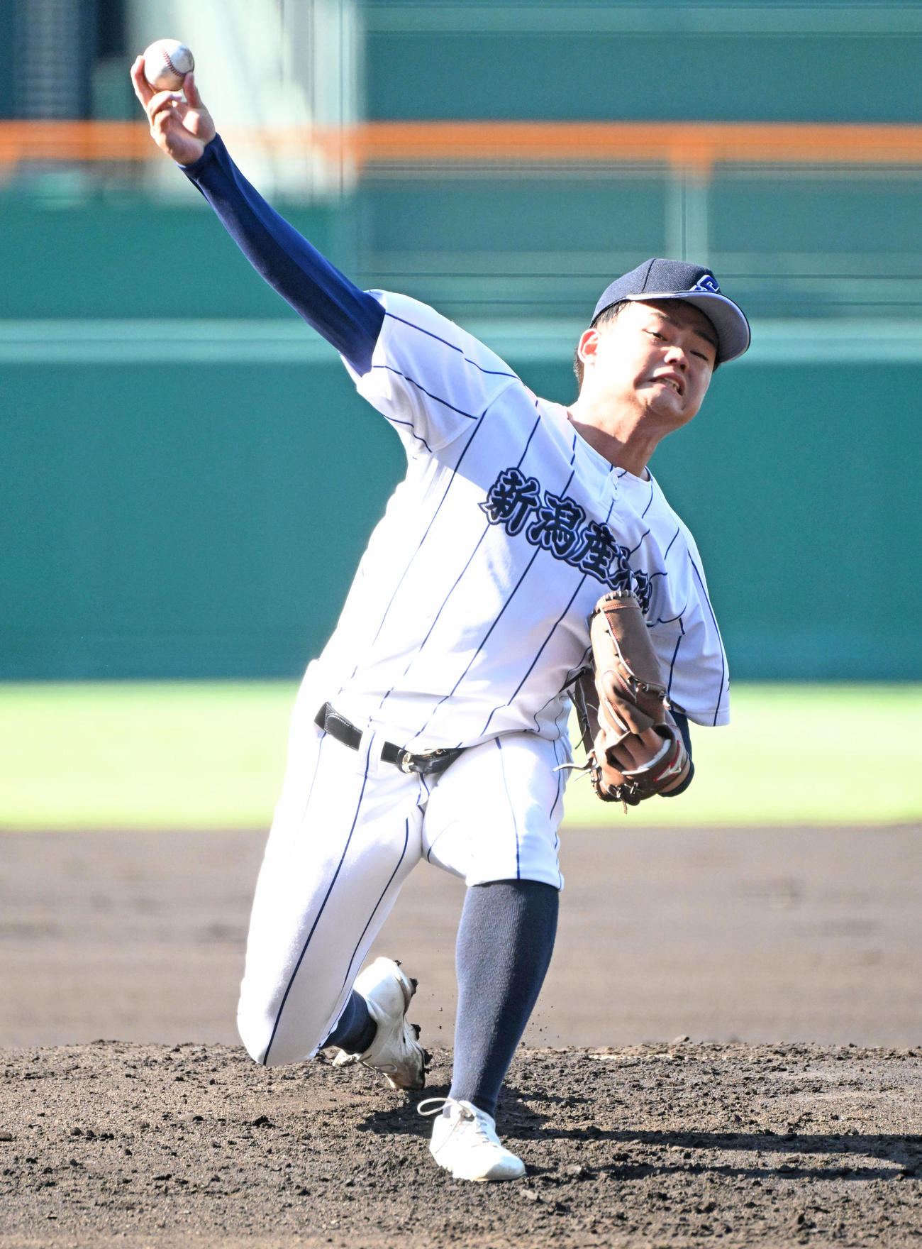 新潟産大付対花咲徳栄　新潟産大付先発の宮田塁翔（撮影・石井愛子）