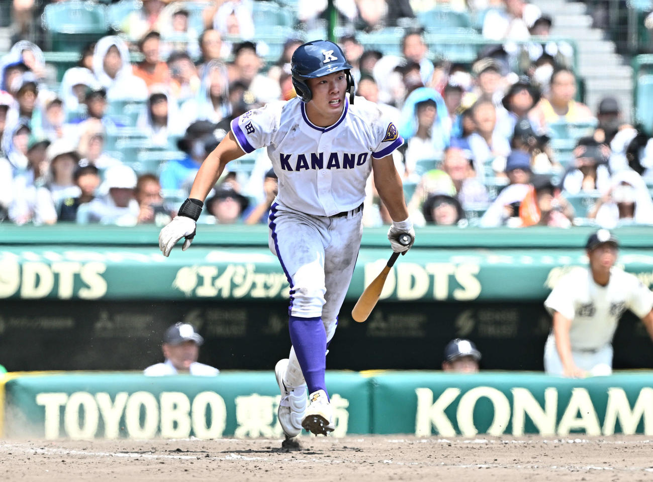 金足農対西日本短大付　9回表金足農2死一、二塁、最後の打者高橋は二飛に倒れる（撮影・滝沢徹郎）