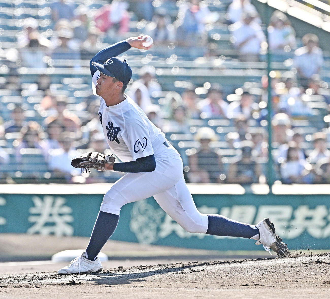 早実対鳴門渦潮　鳴門渦潮先発の岡田（撮影・滝沢徹郎）