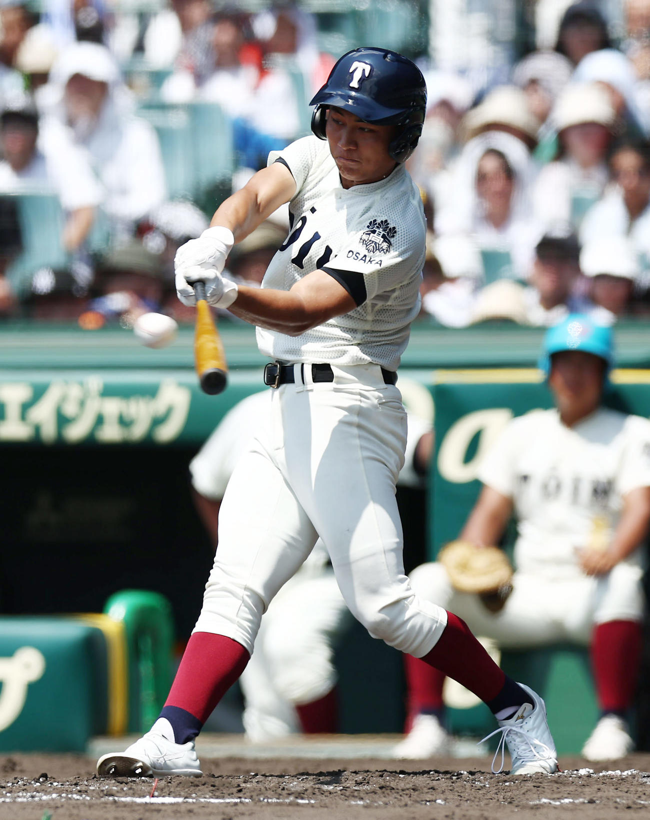 小松大谷対大阪桐蔭　3回裏大阪桐蔭2死三塁、右飛に倒れる徳丸（撮影・前田充）