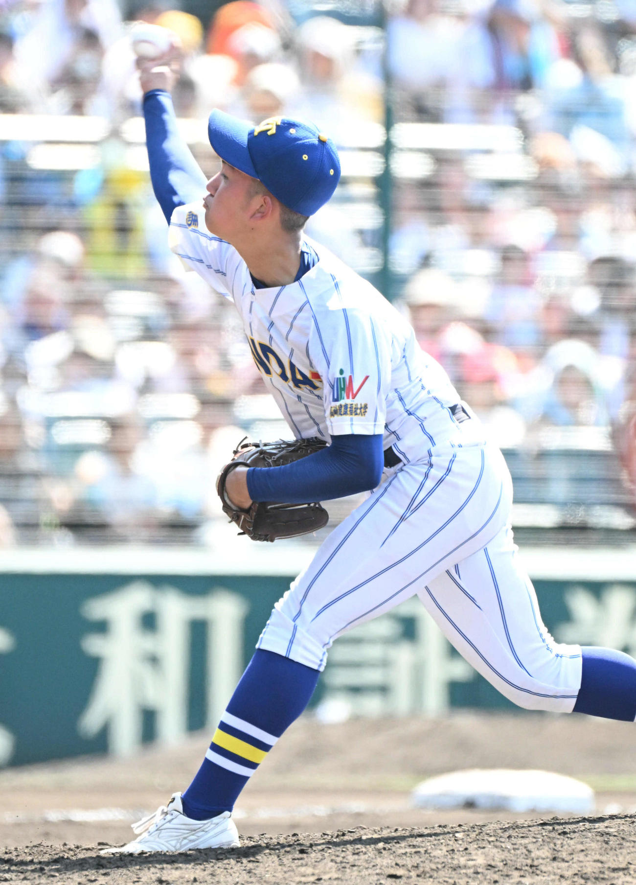 智弁学園対健大高崎　健大高崎3番手の石垣元気（撮影・石井愛子）