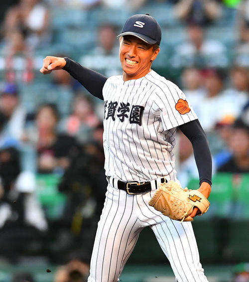 甲子園】滋賀学園が初の8強 3試合連続2桁13安打で快勝 岡田幸大は