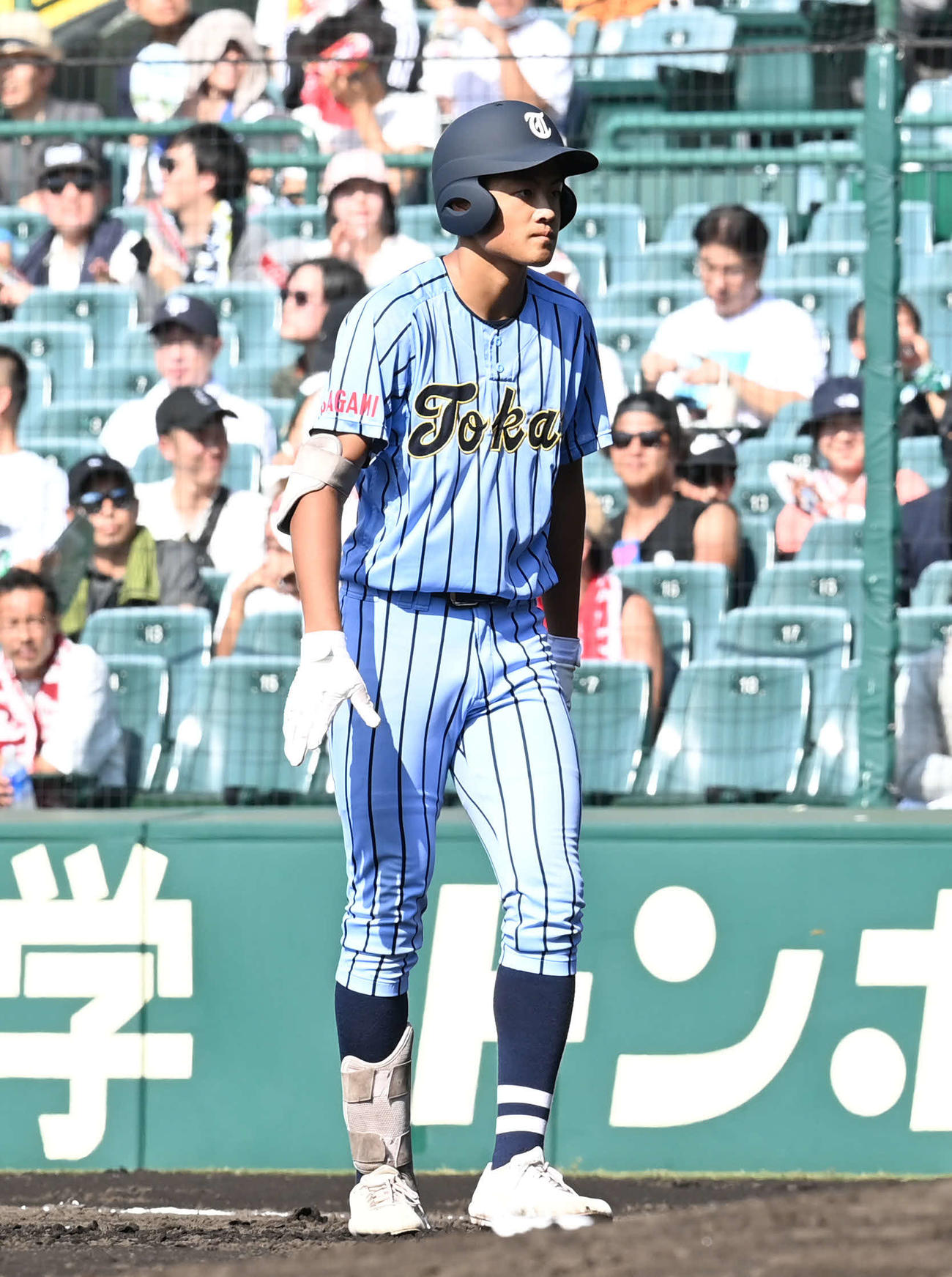 東海大相模対広陵　3回表東海大相模1死満塁、2点適時打を放った中村（撮影・山崎安昭）