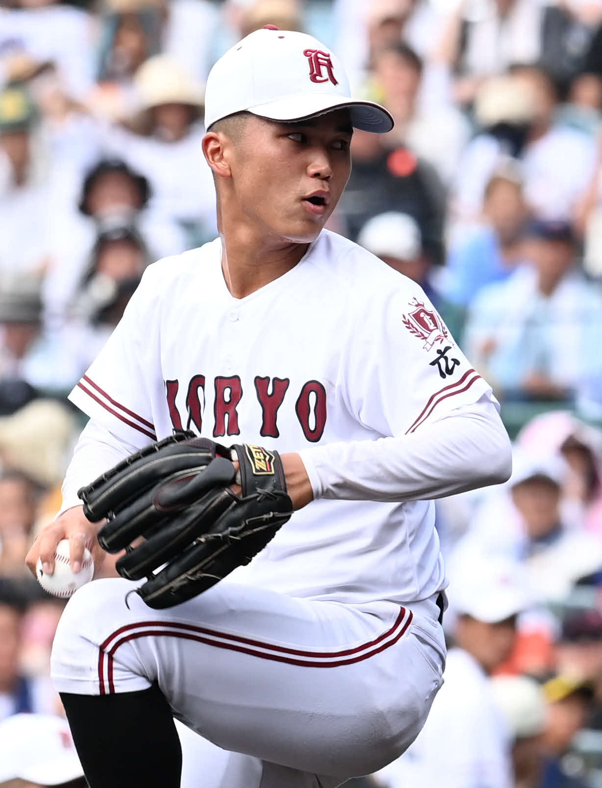 東海大相模対広陵　5回途中、広陵2番手で登板した高尾（撮影・山崎安昭）