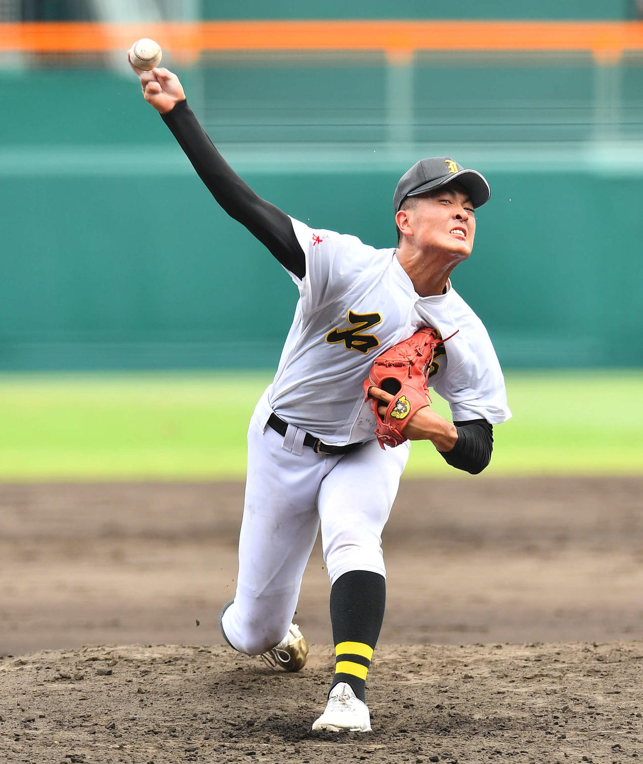 石橋対青森山田　石橋2番手の入江（撮影・岩下翔太）