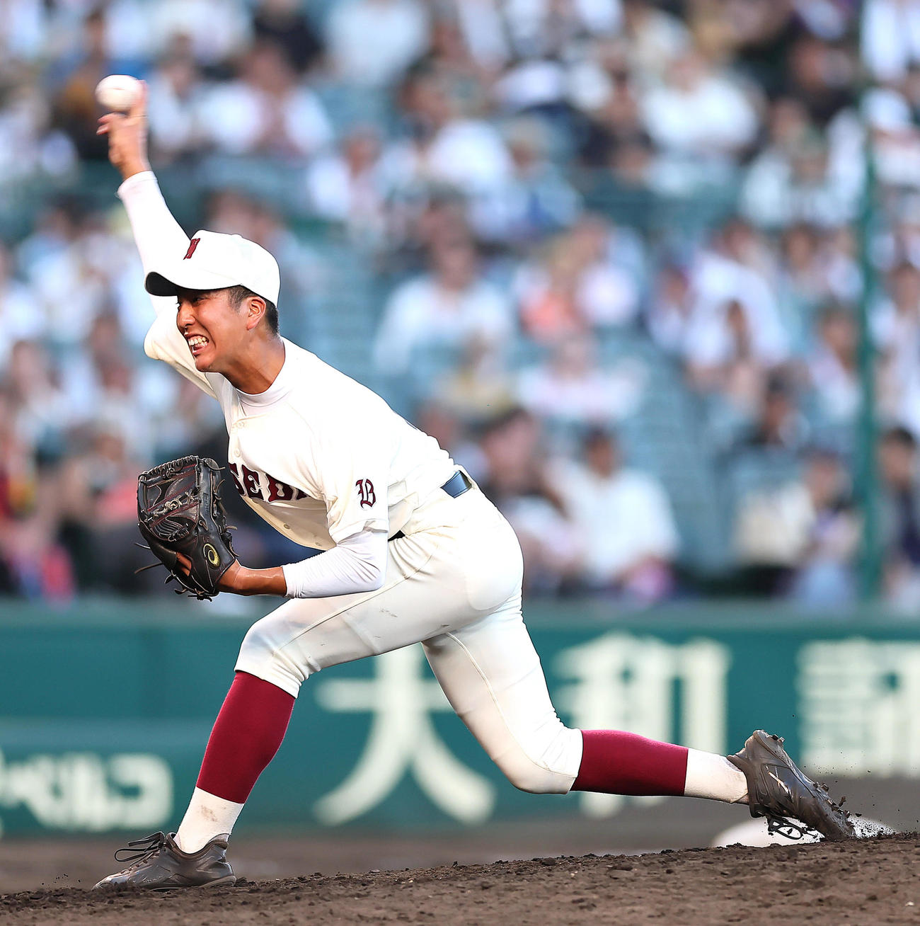 早実対大社　8回から登板した早実・川上（撮影・足立雅史）