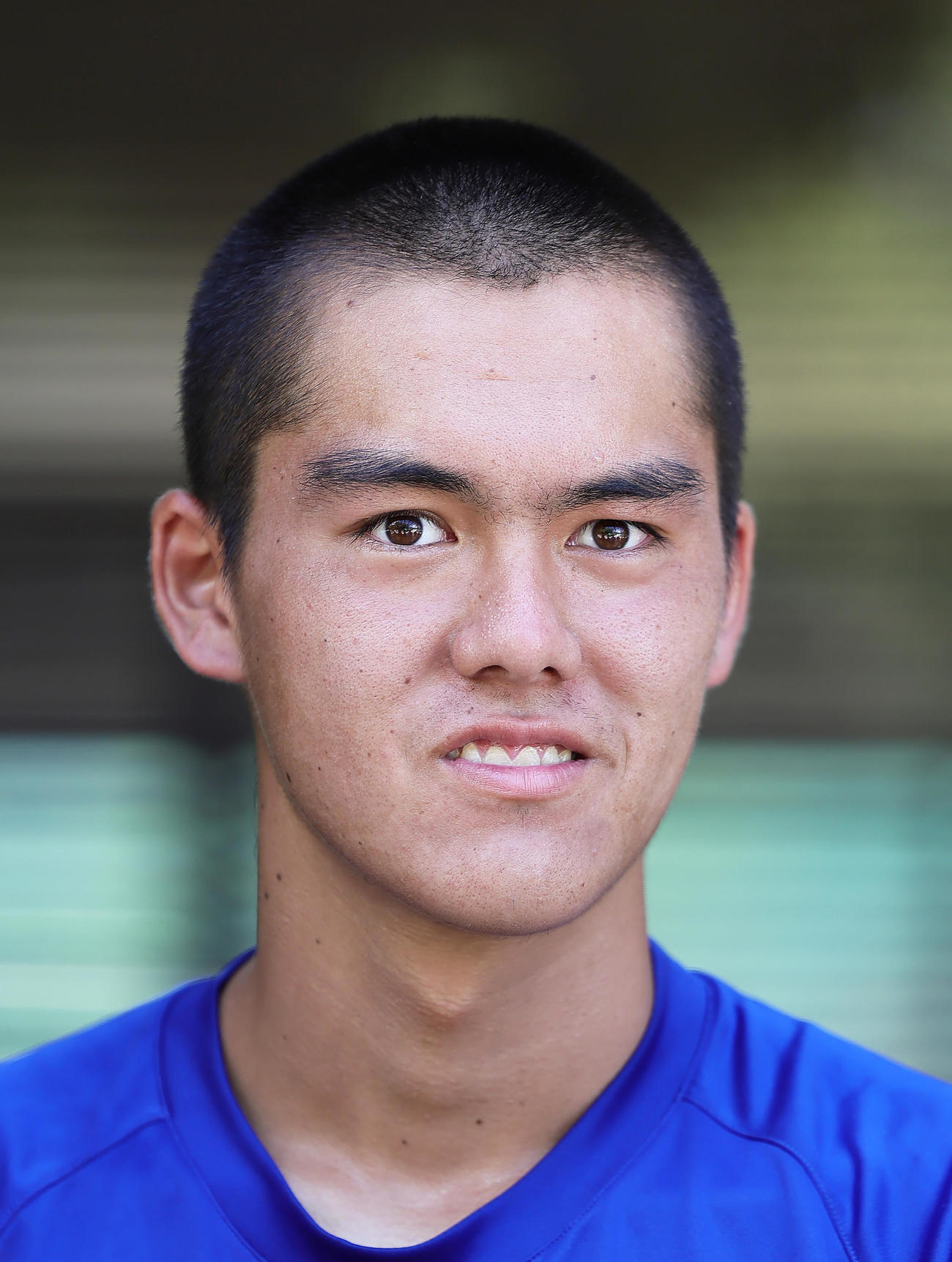 練習後、取材に応じる東海大相模・藤田（撮影・足立雅史）