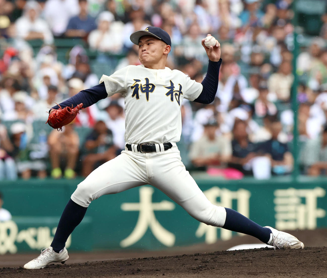 神村学園対大社　神村学園先発の今村（撮影・上山淳一）