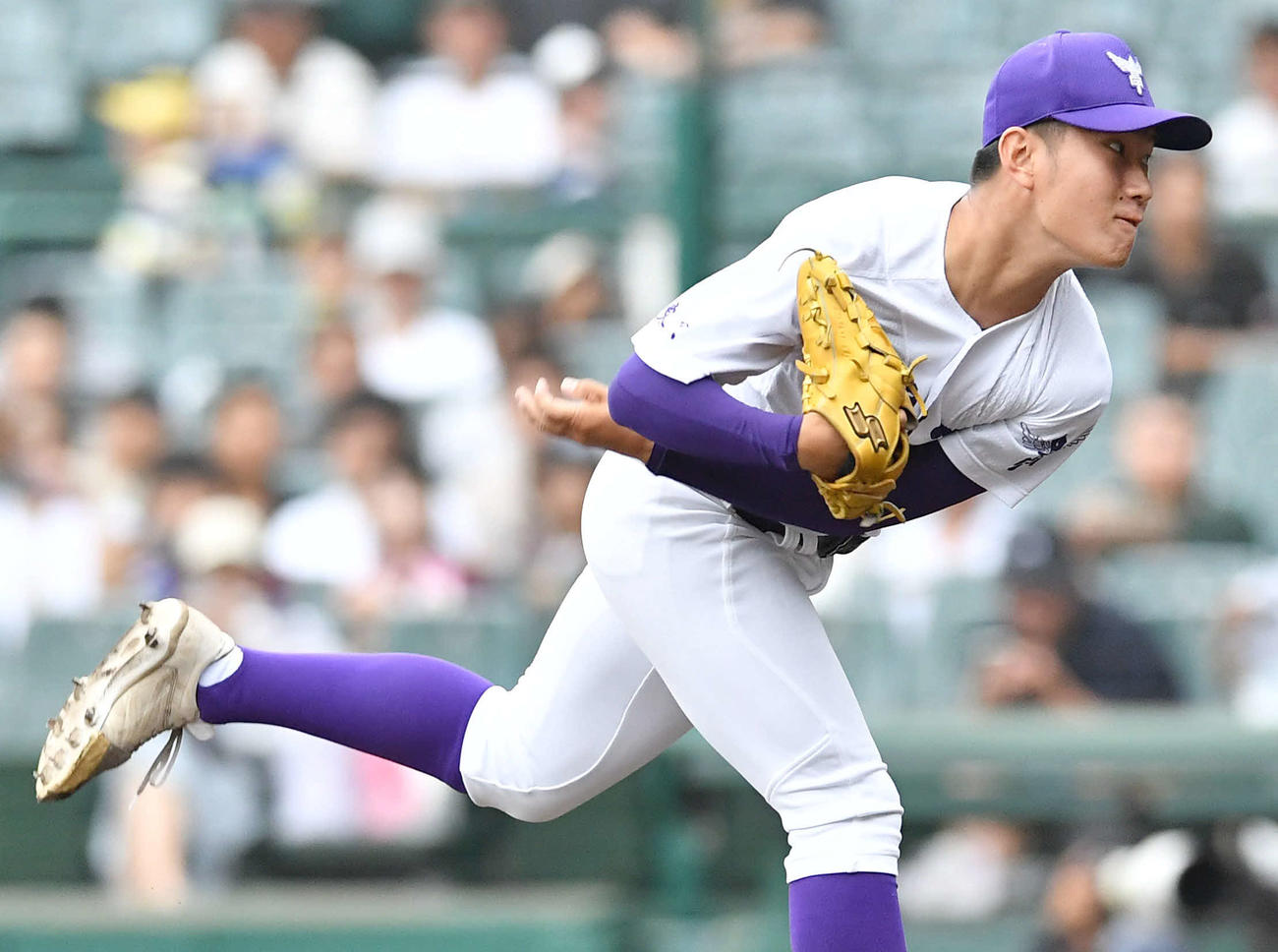 関東第一対東海大相模　関東第一先発の畠中（撮影・岩下翔太）