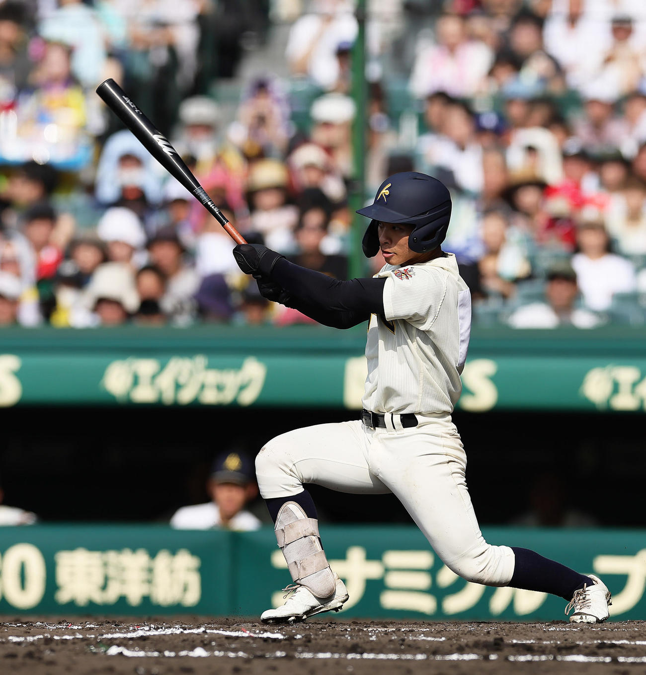 神村学園対関東第一　4回表神村学園2死二塁、上川床は先制の中前適時打を放つ（撮影・足立雅史）