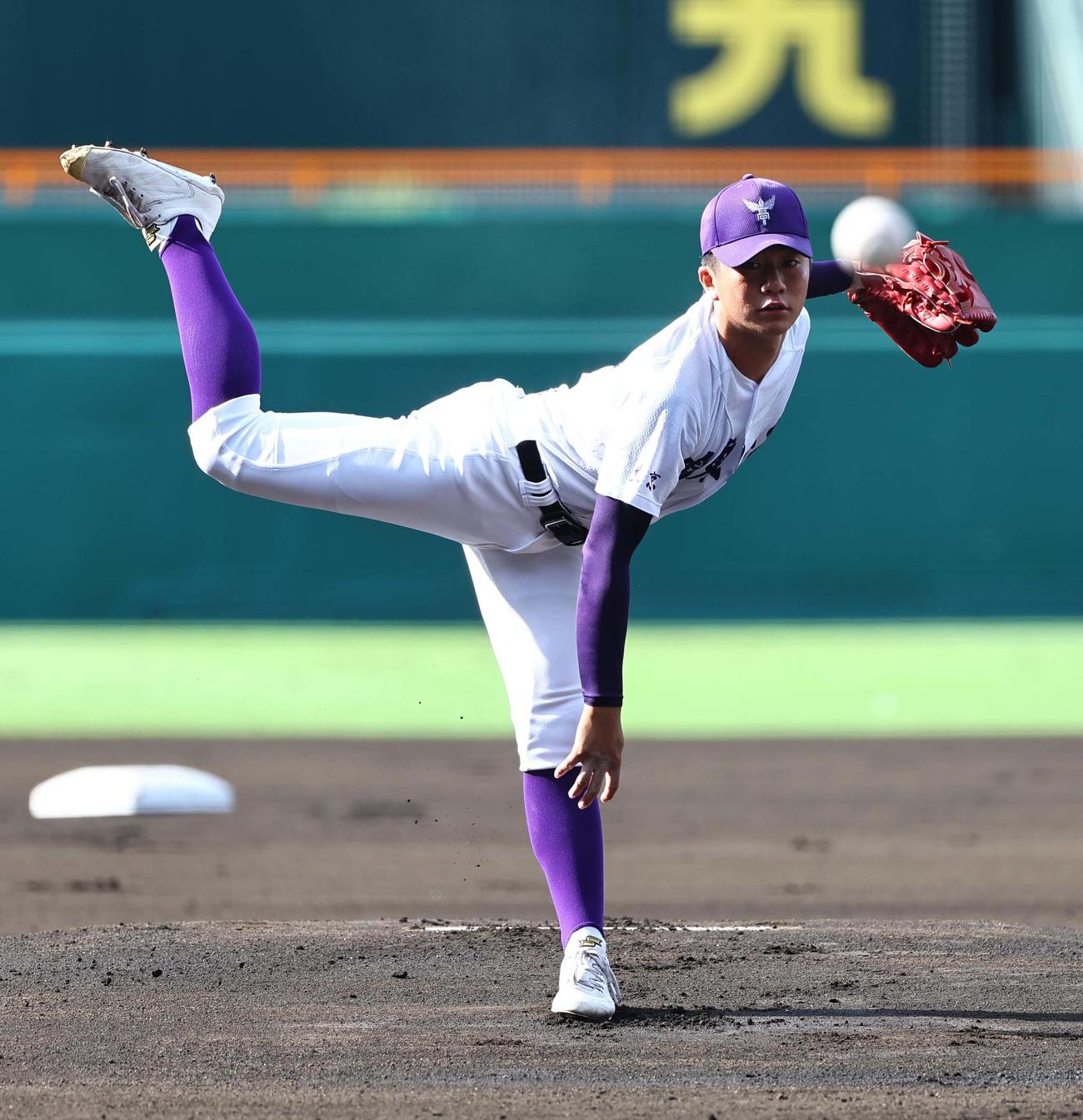 神村学園対関東第一　関東第一先発の大後武尊（撮影・上田博志）