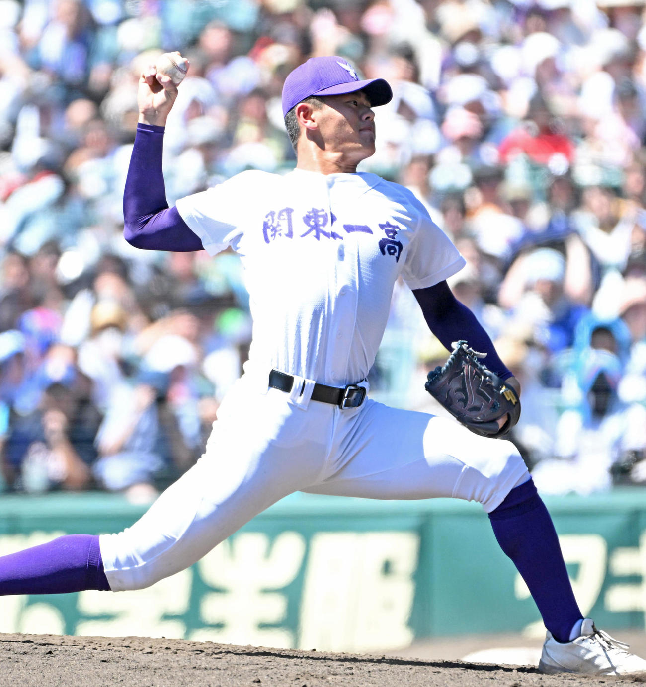 京都国際対関東第一　関東第一2番手の坂井遼（撮影・石井愛子）