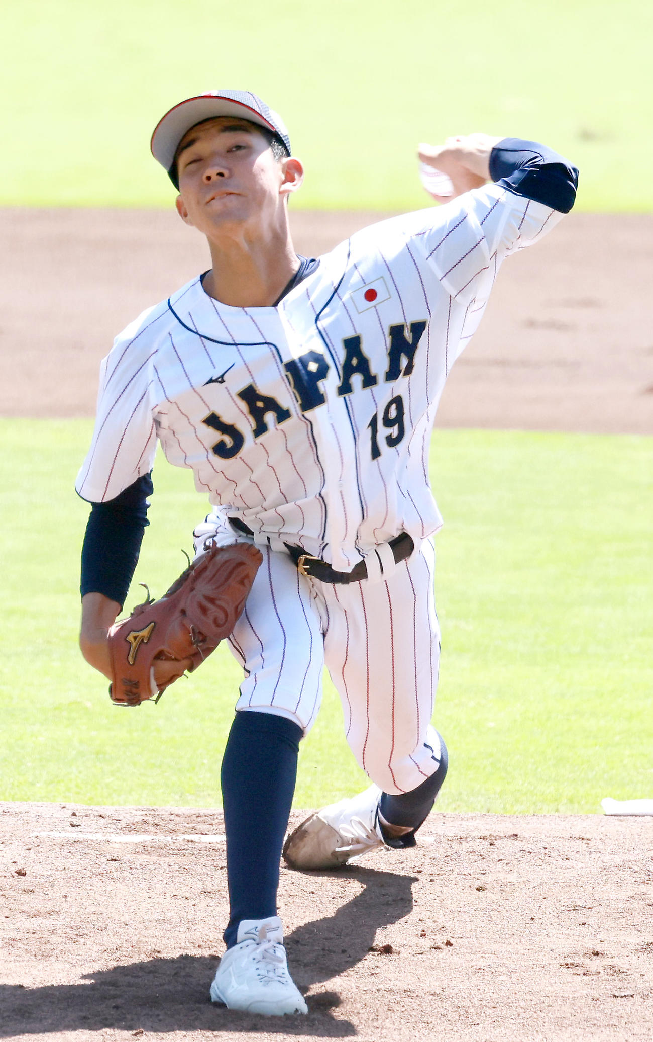 練習試合・U18日本代表対関西学生野球連盟選抜　U18日本代表先発の田崎（撮影・上山淳一）