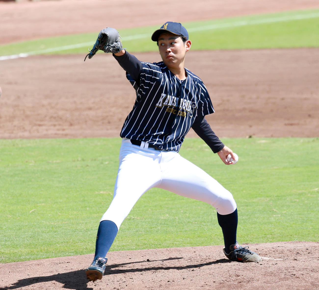 練習試合・U18日本代表対関西学生野球連盟選抜　関西学生野球連盟選抜先発の荒谷（撮影・上山淳一）