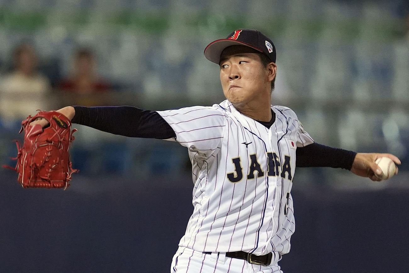 韓国戦に先発した中崎（共同）
