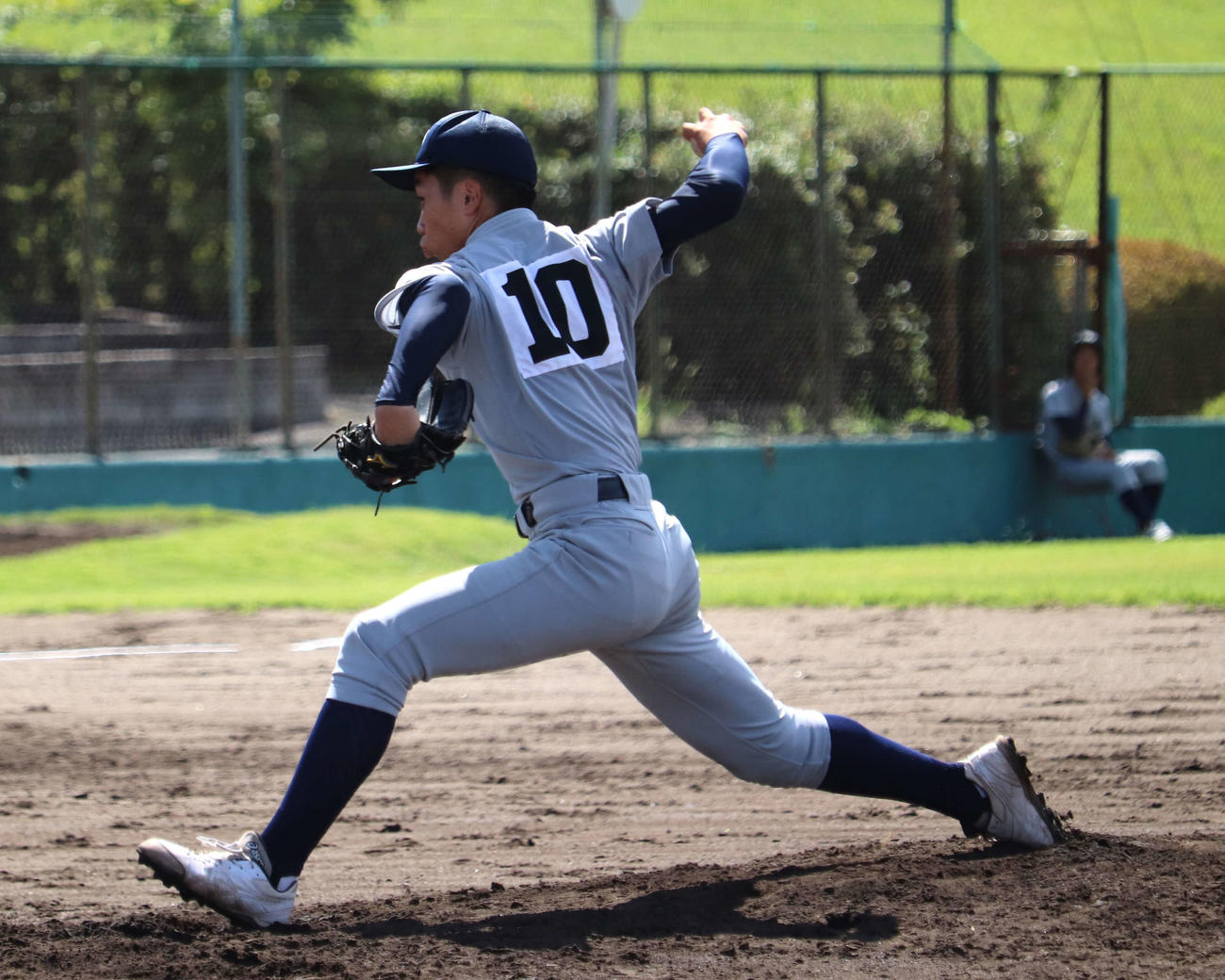 京都国際との4回戦　京都外大西の2番手・茅原（撮影・中島麗）