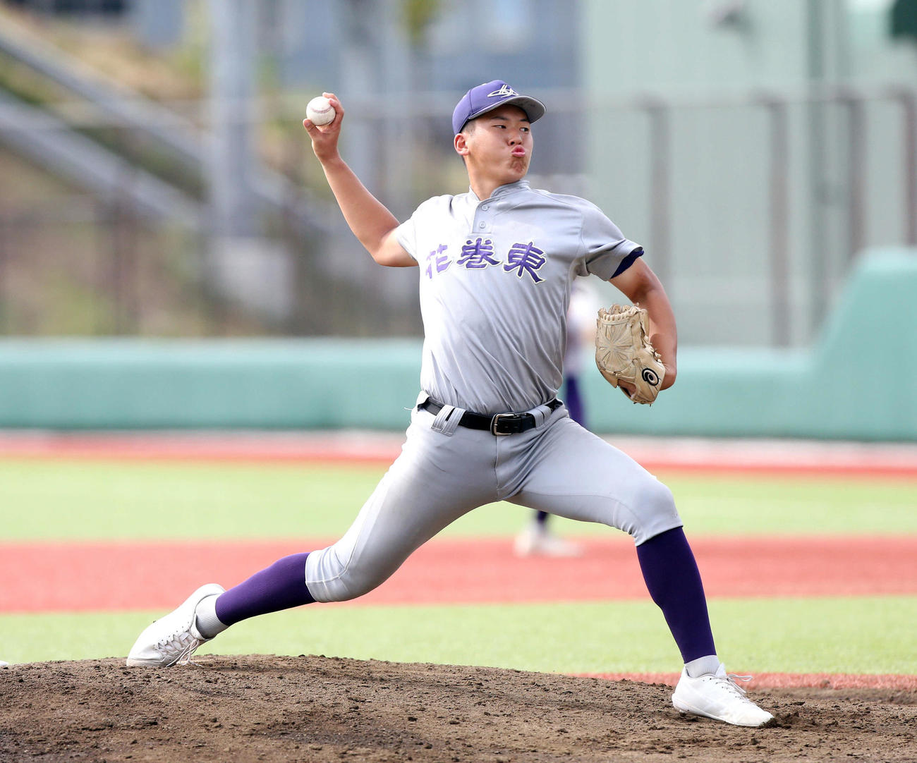 久慈対花巻東　先発し完封した花巻東・金野（撮影・木村有優）