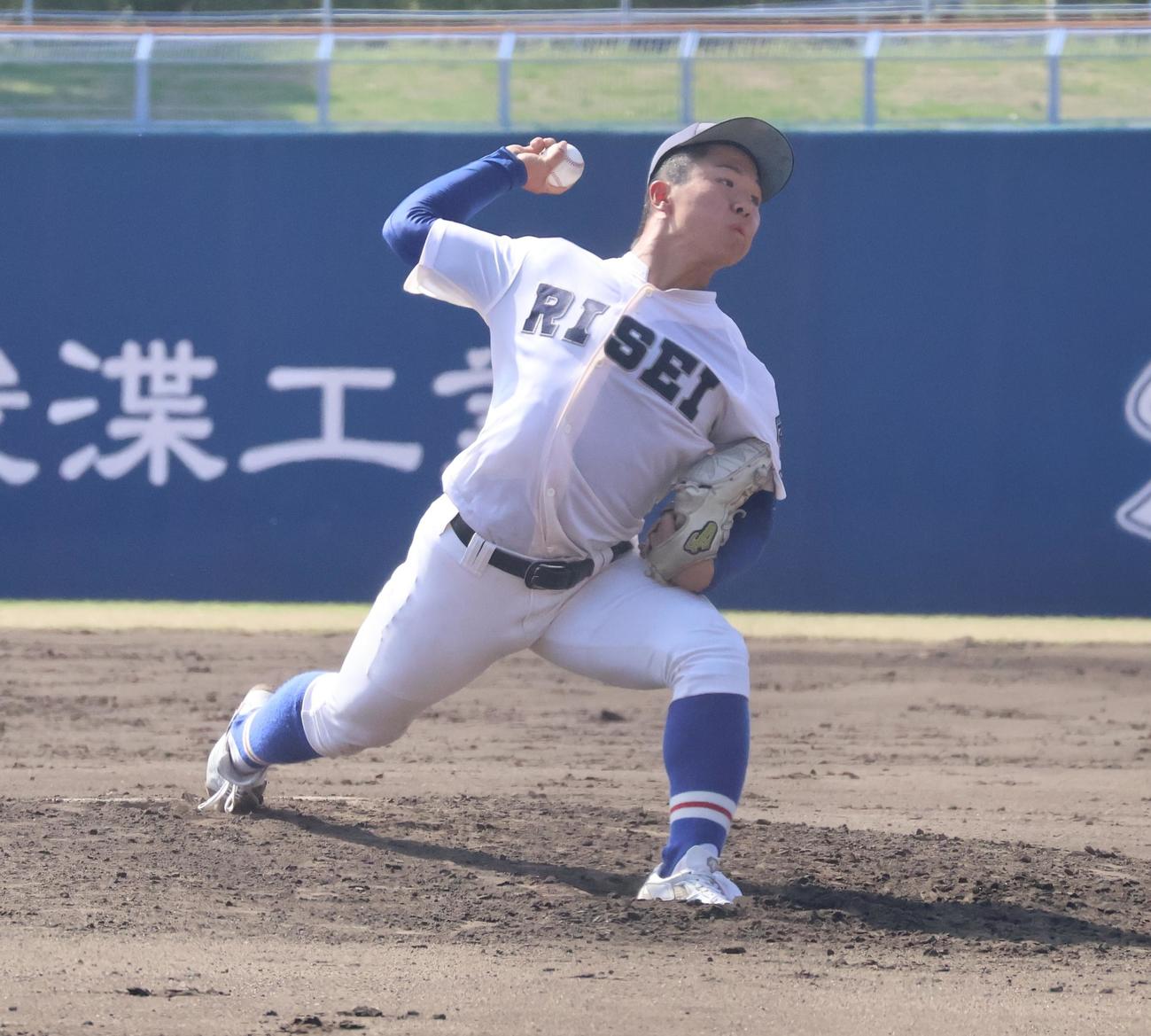 履正社対近大付　履正社先発の古川（撮影・塚本光）