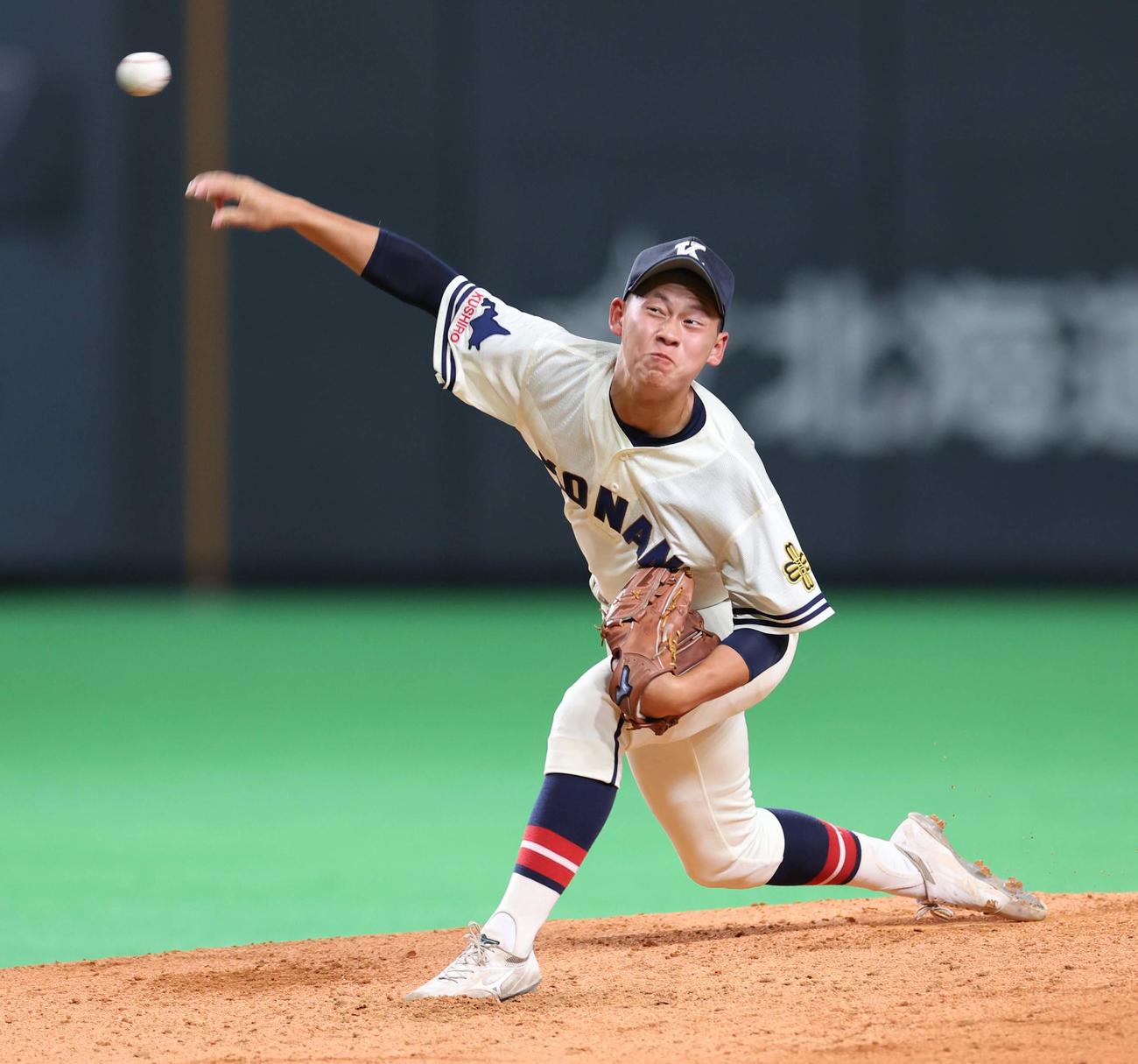 釧路江南対帯広大谷　釧路江南先発の佐藤（撮影・黒川智章）