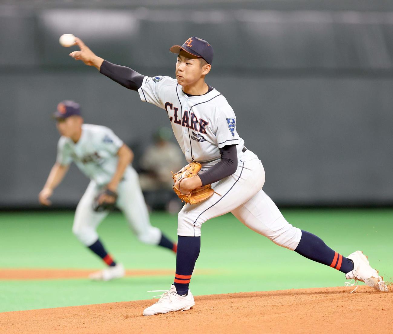 旭川実対クラーク　完封勝利を挙げたクラーク・辻田（撮影・黒川智章）